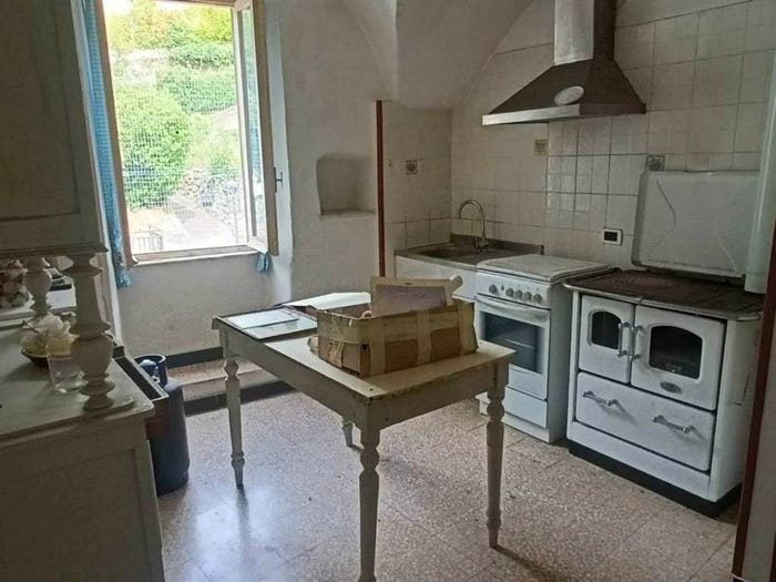 Appartamento bilocale in vendita in VIA SANTA LUCIA, Rocchetta Nervina
