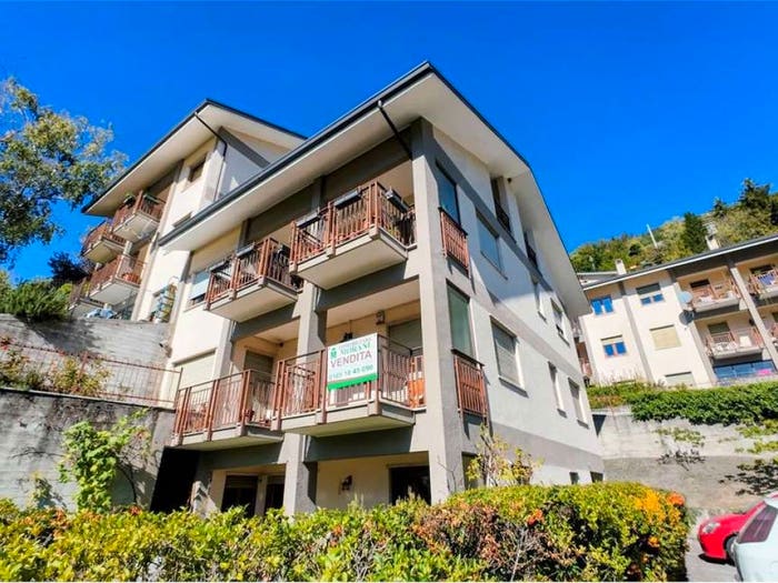 Appartamento quadrilocale in vendita in Via delle betulle, Centro, Aosta