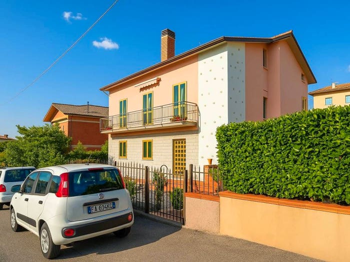 Casa con 6 locali in vendita in Centro, Cupramontana