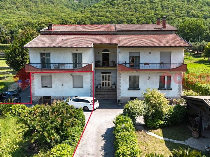 Appartamento con 6 locali in vendita in Via Giovanni Paolo II SNC, Paolisi
