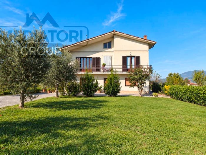 Casa trilocale in vendita in Via delle Corti, Foschi, Chiesina Uzzanese