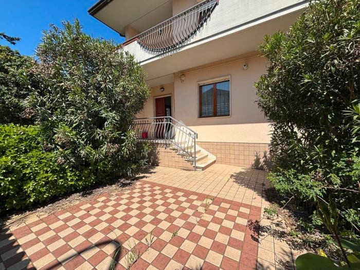 Appartamento quadrilocale in vendita in Via Benedetto Croce, Val Vomano II, Penna Sant'Andrea