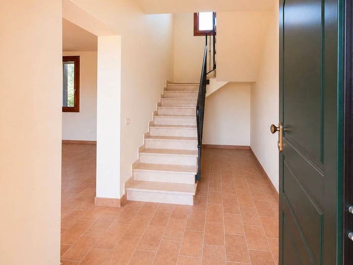 Appartamento con 6 locali in vendita in Via Generale Carlo Alberto Dalla Chiesa, Centro, San Giacomo delle Segnate