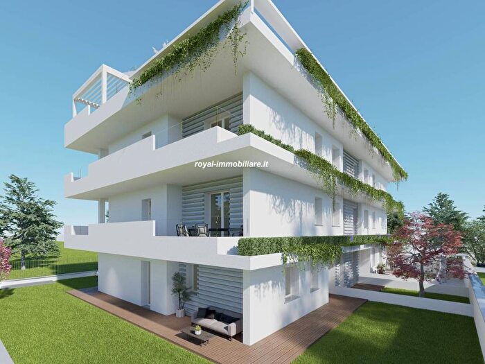 Appartamento quadrilocale in vendita in Viale Legnano, Centro, Parabiago