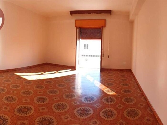 Appartamento con 6 locali in vendita in Complesso residenziale Indirizzo non visibile, Centro, Taurianova