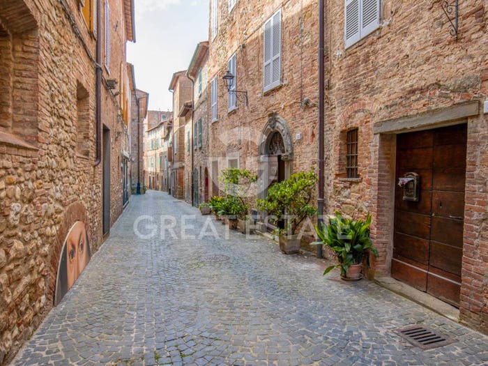 Appartamento con 6 locali in vendita in Vocabolo Perumpetto, Monteleone d'Orvieto