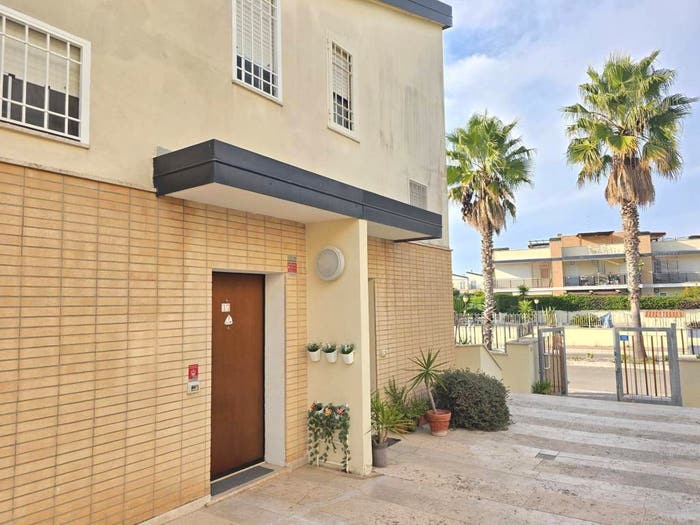 Appartamento trilocale in vendita in Viale del Colle di Santa Teresa, Anzio Due, Anzio