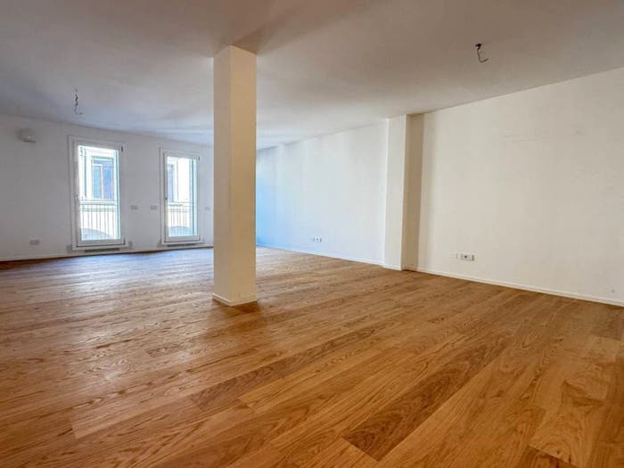 Appartamento quadrilocale in vendita in via savonarola, Savonarola Ponte Molino, Padova