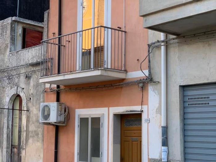 Casa bilocale in vendita in Via Roma, Giarratana