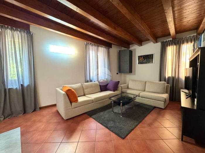Appartamento con 6 locali in vendita in Via del Sale, Po, Cremona