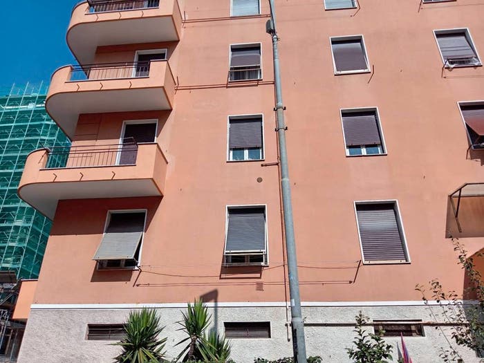 Appartamento trilocale in vendita in Via Camillo Vianson, Pegli, Genova