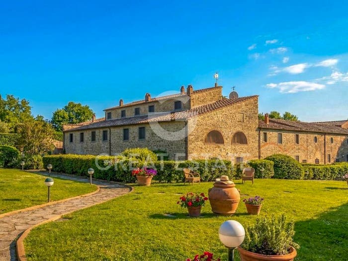 Appartamento con 6 locali in vendita in Campaccio, Cortona