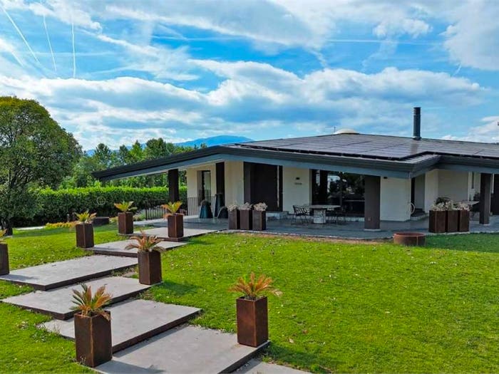 Casa con 6 locali in vendita in Via Giuseppe Corazzin, Centro, Altivole