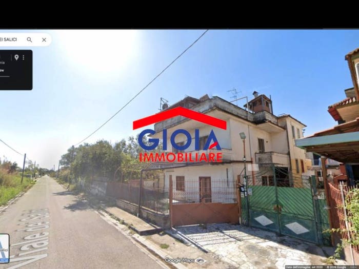 Appartamento trilocale in vendita in Mondragone