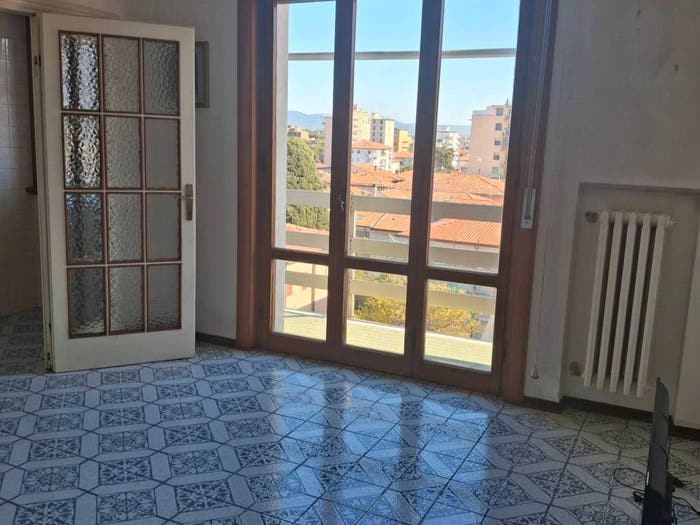 Appartamento con 5 locali in vendita in Viale Guglielmo Marconi, Cecina Centro, Cecina