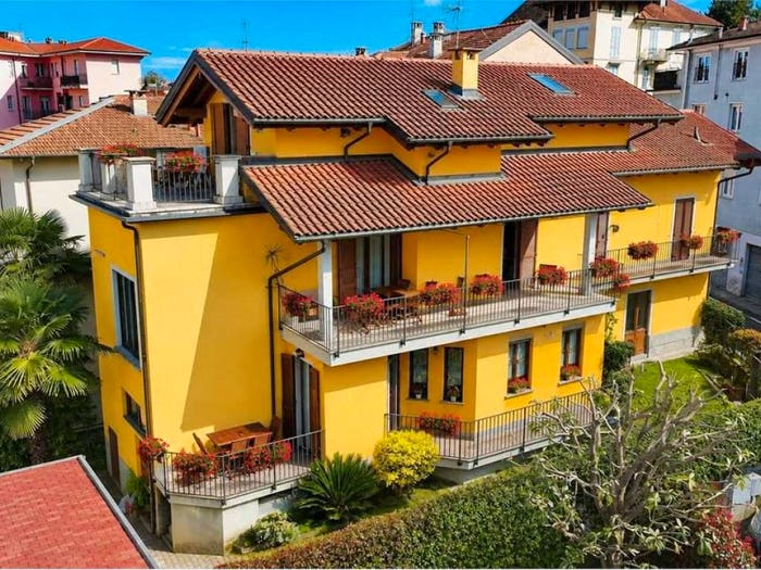Casa con 6 locali in vendita in Centro, Baveno