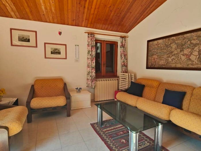 Casa con 6 locali in vendita in Strada Regionale della Garfagnana, Casola in Lunigiana