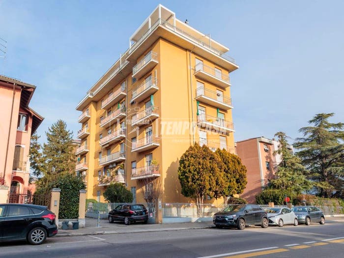 Appartamento trilocale in vendita in Via Volturno, Ospedale Volturno, Parma