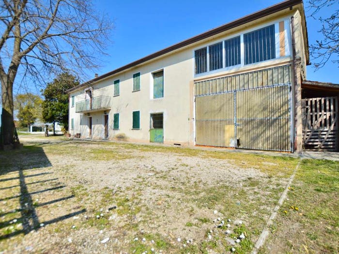 Casa con 5 locali in vendita in Via Anarè, Ceggia