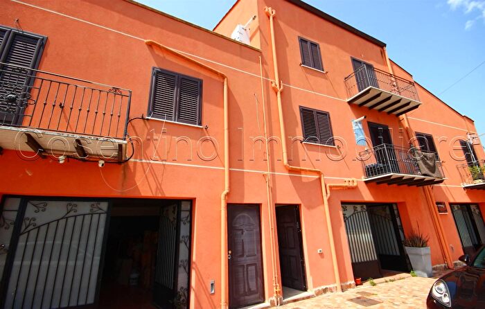 Appartamento trilocale in vendita in Monreale