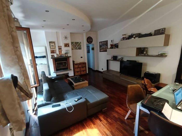 Appartamento quadrilocale in vendita in Largo Vicenza, Borgo Rovereto Piscina, Alessandria