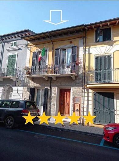 Appartamento con 6 locali in vendita in Via XX Settembre, Centro, Viareggio