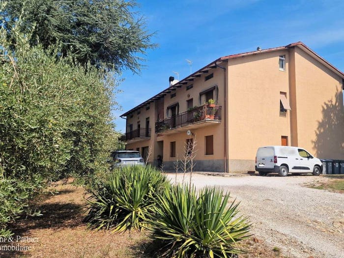 Appartamento con 6 locali in vendita in Via delle Capannacce, Colle Umberto Monte Tezio, Perugia