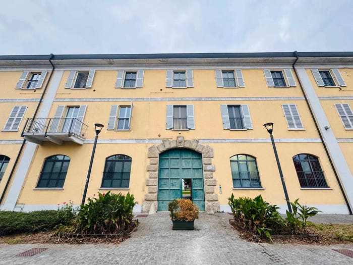 Appartamento bilocale in affitto in Alzaia Naviglio Pavese, Cantalupa San Paolo, Milano