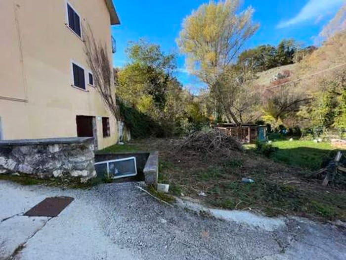 Casa bilocale in vendita in Alfedena