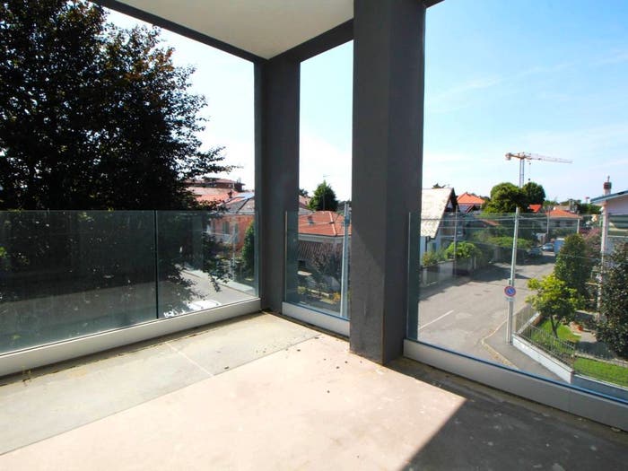 Appartamento quadrilocale in vendita in Via Giulio Thomas, Legnarello, Legnano