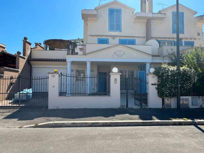 Casa con 6 locali in vendita in Via Aldo Moro, Aeroporto Gorarella, Grosseto