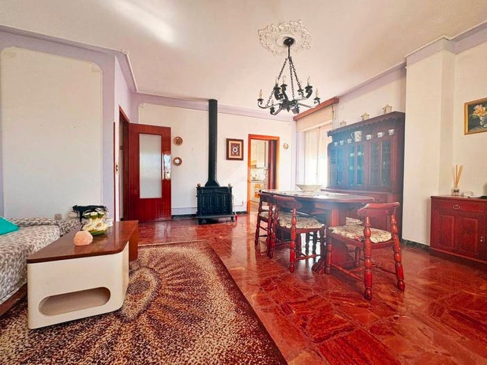 Casa con 6 locali in vendita in Via Piave, Centro, Sigillo