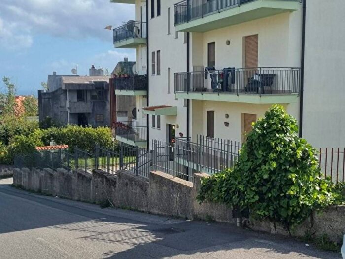 Appartamento quadrilocale in vendita in Via Biagio Miraglia, Mater Domini Cavita, Catanzaro