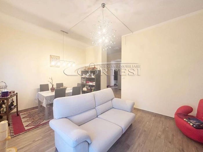Appartamento con 5 locali in vendita in Via Sant'Amanzio, Centro, Città di Castello