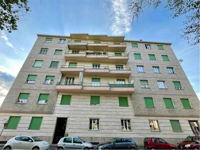 Appartamento bilocale in vendita in piazza banfi, Centro, Pinerolo