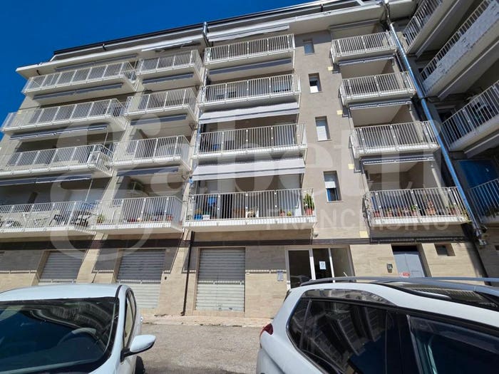 Appartamento trilocale in vendita in via milano, Centro, Mosciano Sant'Angelo