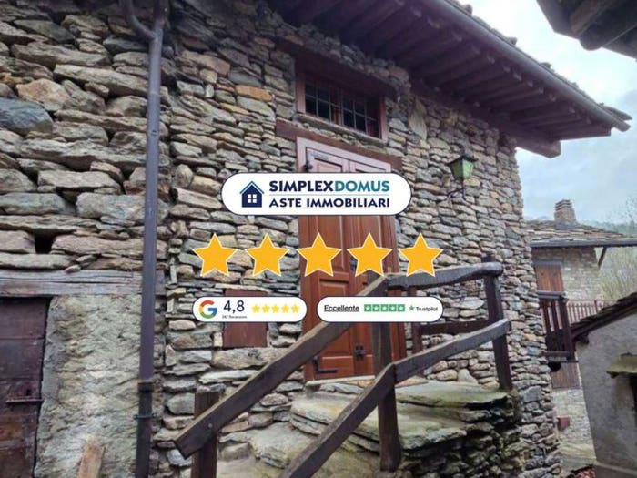 Casa trilocale in vendita in Frazione Vonzo, Chialamberto