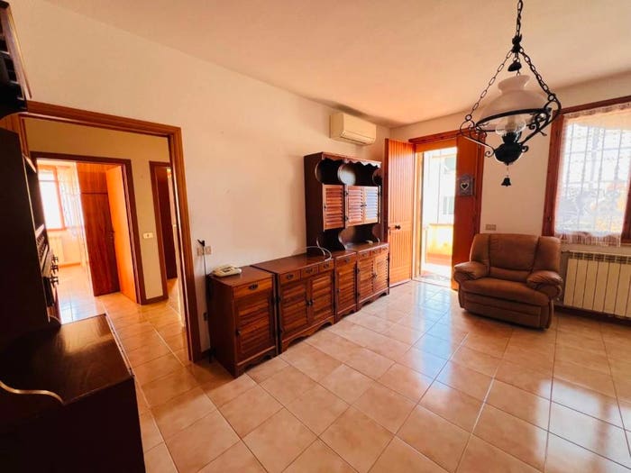 Appartamento trilocale in vendita in Via della Libertà, Montescudaio