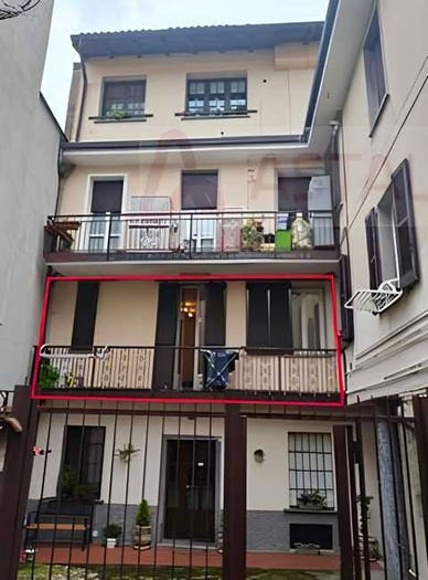 Appartamento bilocale in vendita in Via Monte Grappa, Centro, Ponte Lambro
