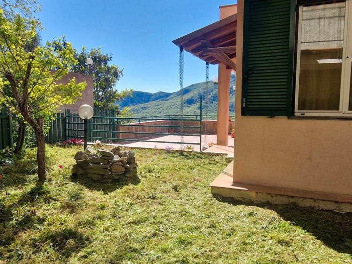 Appartamento trilocale in vendita in Andora