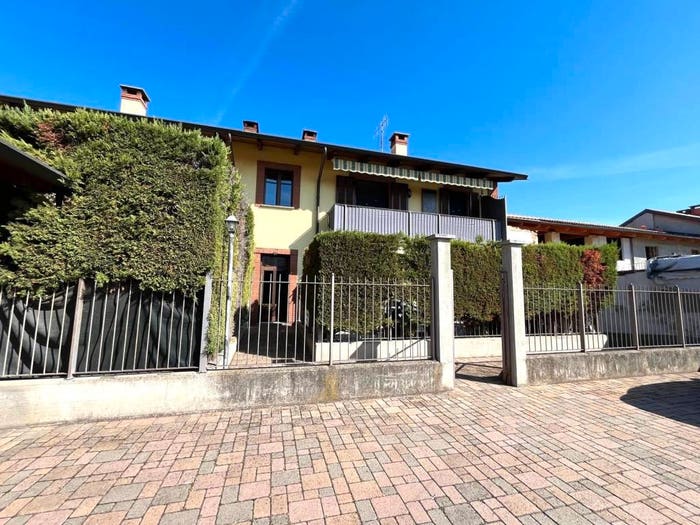 Appartamento trilocale in vendita in Vicolo Tasso, Centro, Piobesi Torinese