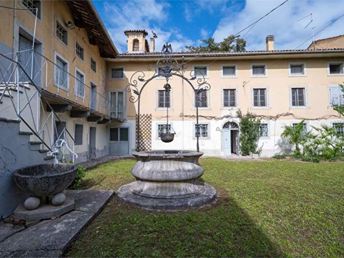 Casa con 6 locali in vendita in piazza della repubblica, Centro, Ruda