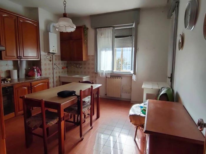 Appartamento con 6 locali in vendita in ADRIA Viale Risorgimento, Centro, Adria