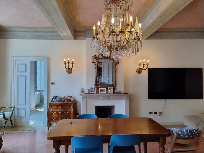 Appartamento con 6 locali in vendita in Centro Storico, Parma