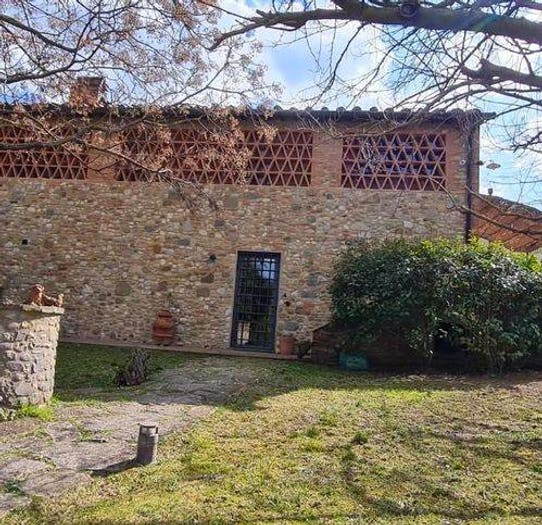 Casa con 6 locali in vendita in Via Xxv Aprile, Castellina Scalo, Monteriggioni