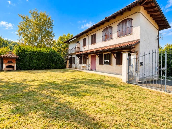 Appartamento quadrilocale in vendita in Località Poggio, Portacomaro Stazione, Asti