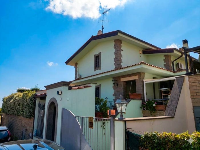 Casa con 6 locali in vendita in Via Corioli, Somaschi Fontana di Papa Ginestreto, Ariccia