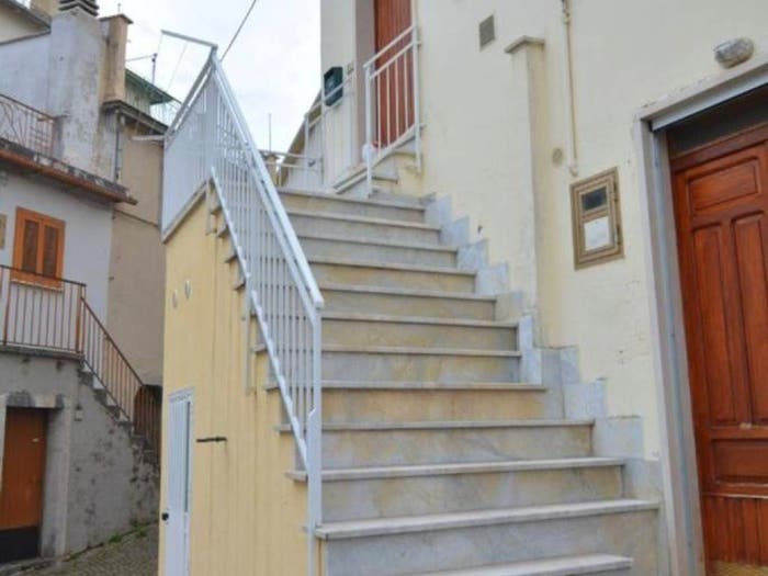 Appartamento bilocale in vendita in Pescopagano