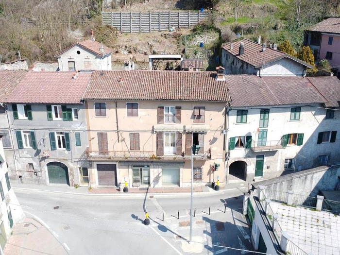 Appartamento con 6 locali in vendita in Via Goffredo Mameli, Centro, Gavi