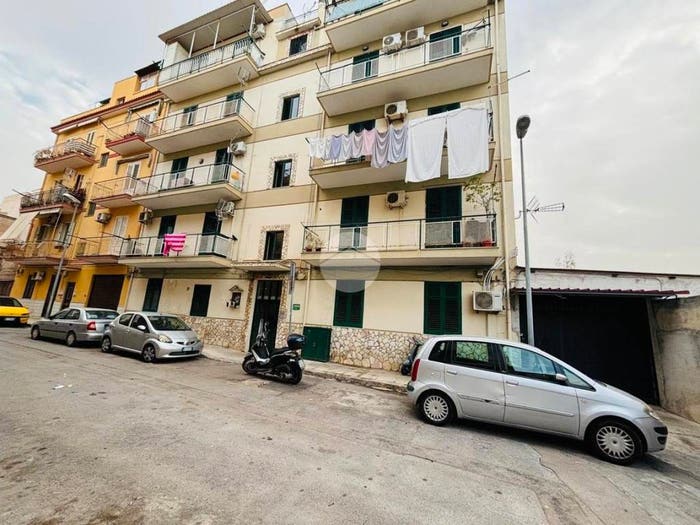 Appartamento trilocale in vendita in Via Francesco Orestano, Guadagna, Palermo